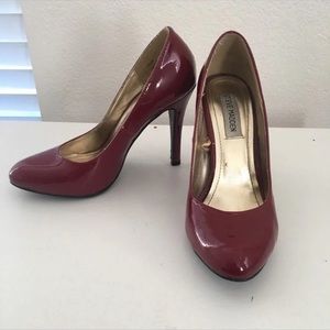 pointy toe pumps
